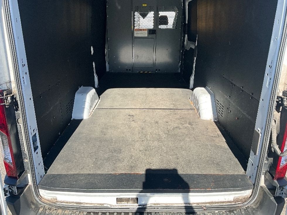 Cargo Van (Panel Van)-Light and Medium Duty Trucks-Ford-2021-Transit 250-Tacoma-WA-89,557\n\t\tmiles-$ 35,000 - Image 9