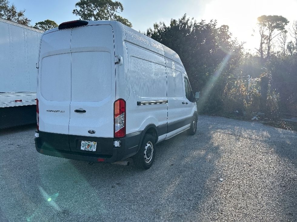 Cargo Van (Panel Van)-Light and Medium Duty Trucks-Ford-2021-Transit 250-Tampa-FL-100,546\n\t\tmiles-$ 33,250 - Image 12