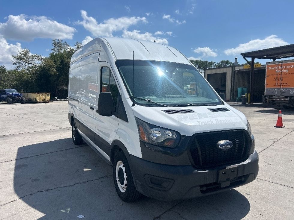Cargo Van (Panel Van)-Light and Medium Duty Trucks-Ford-2021-Transit 250-Tampa-FL-101,555\n\t\tmiles-$ 33,250 - Image 1