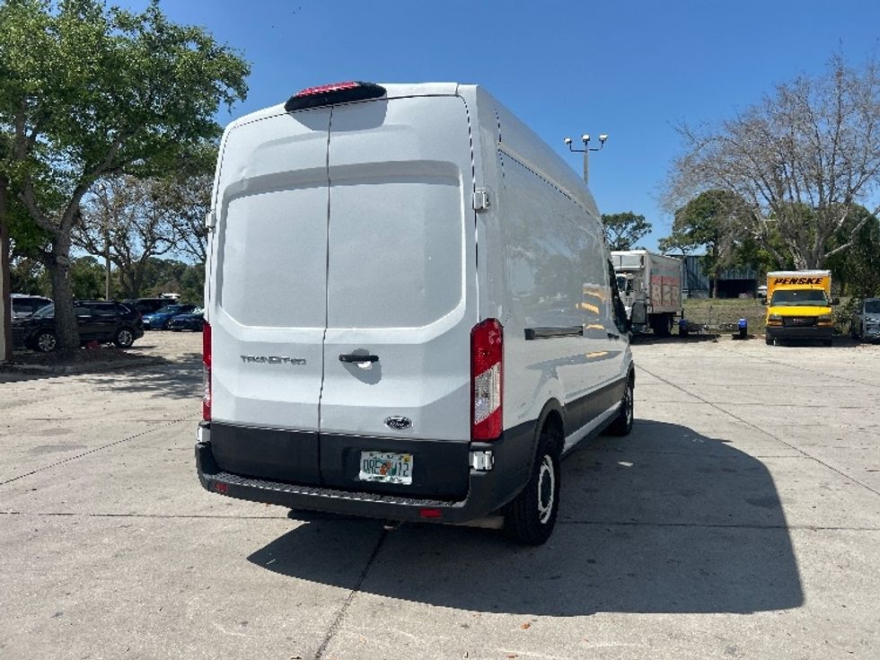 Cargo Van (Panel Van)-Light and Medium Duty Trucks-Ford-2021-Transit 250-Tampa-FL-101,555\n\t\tmiles-$ 33,250 - Image 13