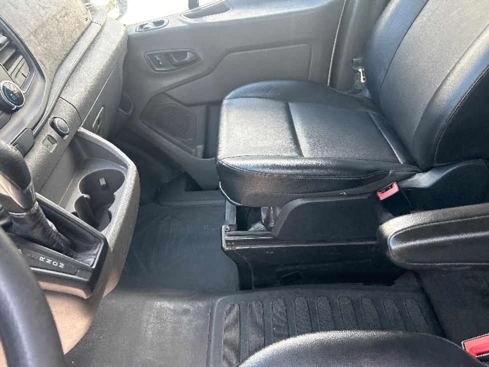 Cargo Van (Panel Van)-Light and Medium Duty Trucks-Ford-2021-Transit 250-Tampa-FL-101,555\n\t\tmiles-$ 33,250 - Image 19