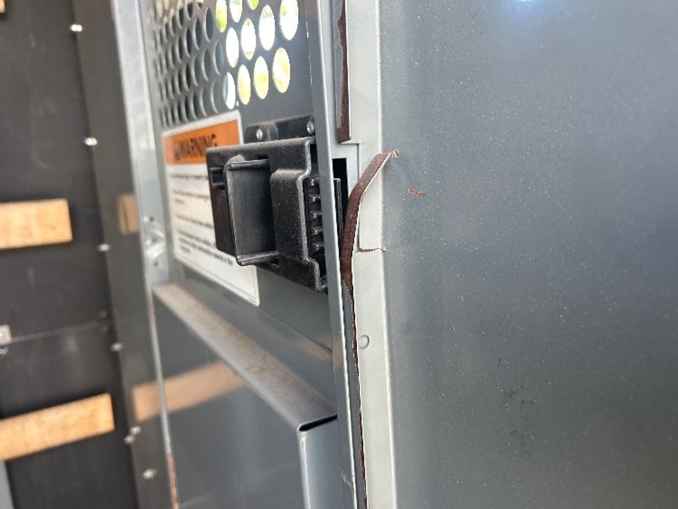 Cargo Van (Panel Van)-Light and Medium Duty Trucks-Ford-2021-Transit 250-Tampa-FL-101,555\n\t\tmiles-$ 33,250 - Image 30