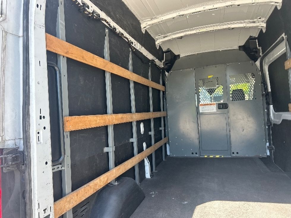 Cargo Van (Panel Van)-Light and Medium Duty Trucks-Ford-2021-Transit 250-Tampa-FL-105,075\n\t\tmiles-$ 33,000 - Image 11
