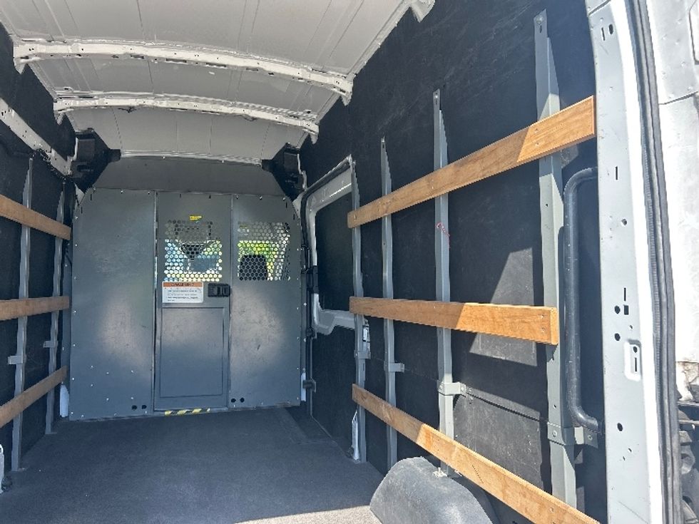 Cargo Van (Panel Van)-Light and Medium Duty Trucks-Ford-2021-Transit 250-Tampa-FL-105,075\n\t\tmiles-$ 33,000 - Image 12