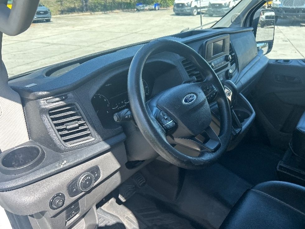 Cargo Van (Panel Van)-Light and Medium Duty Trucks-Ford-2021-Transit 250-Tampa-FL-105,075\n\t\tmiles-$ 33,000 - Image 17