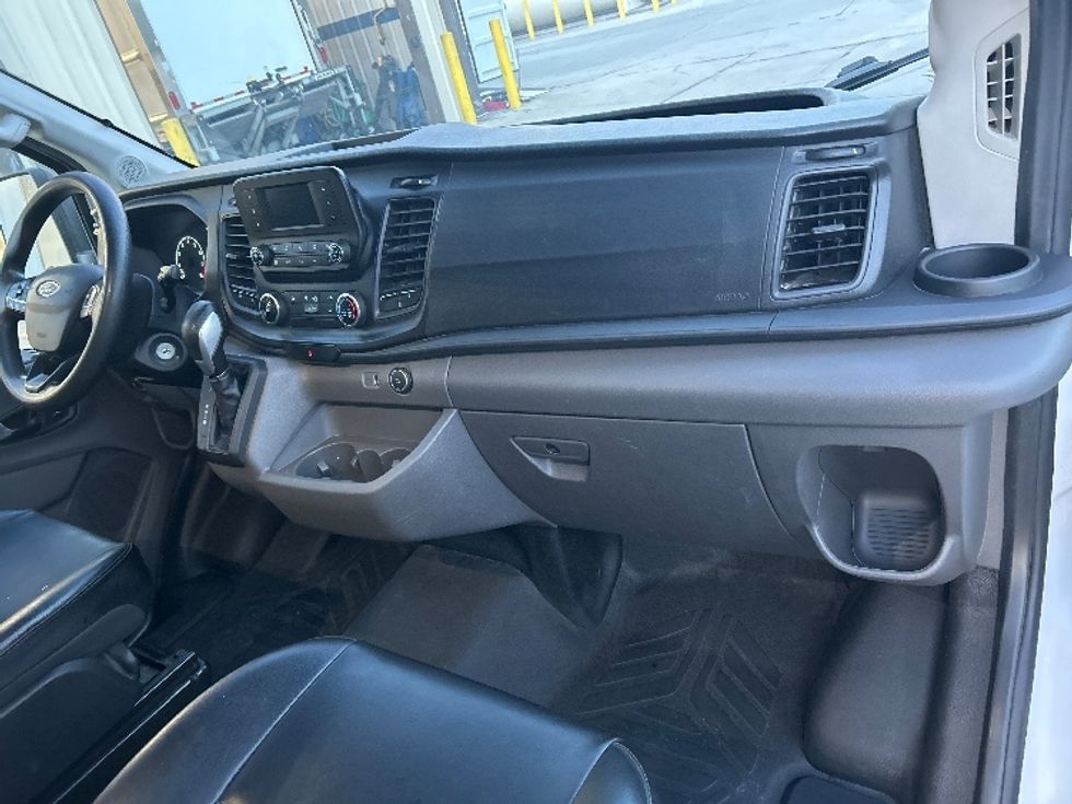 Cargo Van (Panel Van)-Light and Medium Duty Trucks-Ford-2021-Transit 250-Tampa-FL-111,133\n\t\tmiles-$ 35,500 - Image 21
