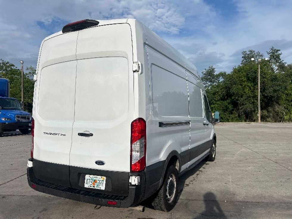 Cargo Van (Panel Van)-Light and Medium Duty Trucks-Ford-2021-Transit 250-Tampa-FL-111,869\n\t\tmiles-$ 35,250 - Image 13