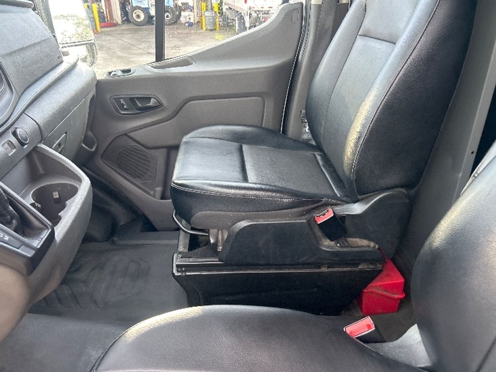 Cargo Van (Panel Van)-Light and Medium Duty Trucks-Ford-2021-Transit 250-Tampa-FL-111,869\n\t\tmiles-$ 35,250 - Image 19