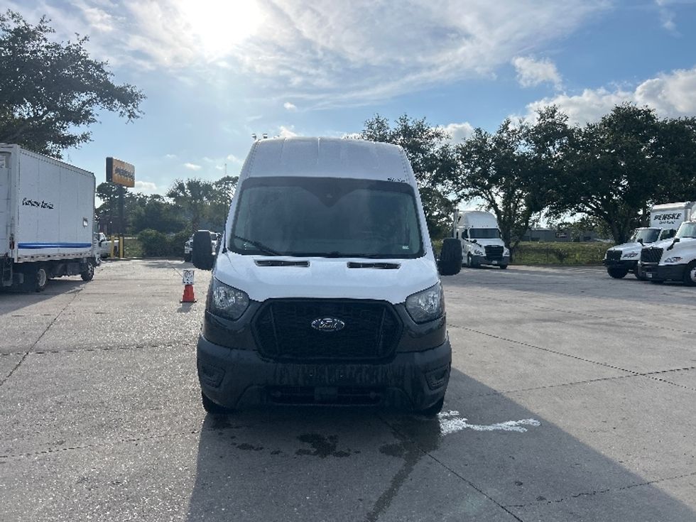 Cargo Van (Panel Van)-Light and Medium Duty Trucks-Ford-2021-Transit 250-Tampa-FL-111,869\n\t\tmiles-$ 35,250 - Image 2