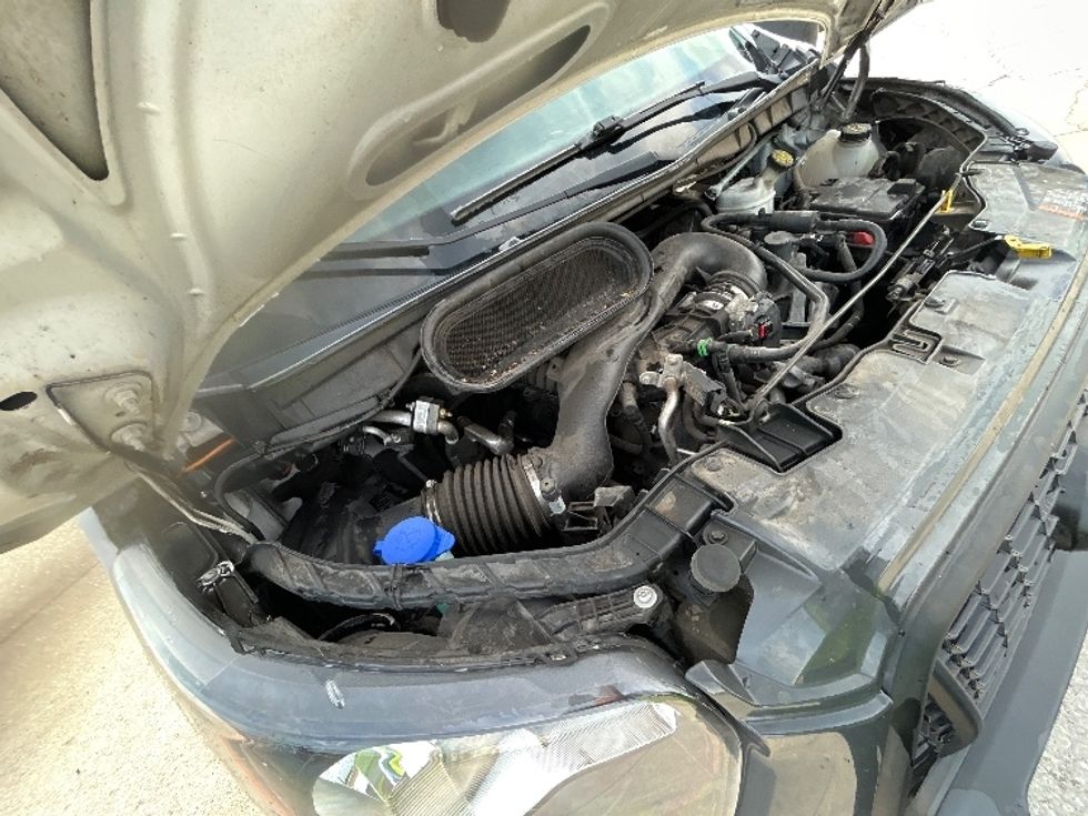 Cargo Van (Panel Van)-Light and Medium Duty Trucks-Ford-2021-Transit 250-Tampa-FL-111,869\n\t\tmiles-$ 35,250 - Image 24