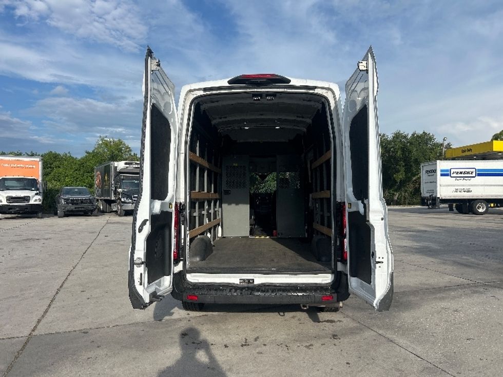 Cargo Van (Panel Van)-Light and Medium Duty Trucks-Ford-2021-Transit 250-Tampa-FL-111,869\n\t\tmiles-$ 35,250 - Image 8