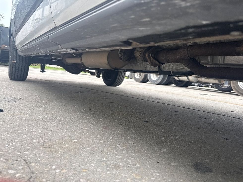 Cargo Van (Panel Van)-Light and Medium Duty Trucks-Ford-2021-Transit 250-Tampa-FL-124,351\n\t\tmiles-$ 32,000 - Image 14