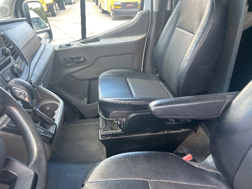 Cargo Van (Panel Van)-Light and Medium Duty Trucks-Ford-2021-Transit 250-Tampa-FL-68,895\n\t\tmiles-$ 36,250 - Image 19