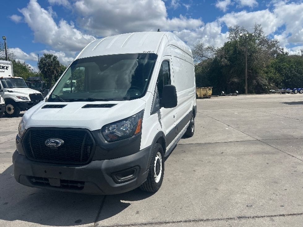 Cargo Van (Panel Van)-Light and Medium Duty Trucks-Ford-2021-Transit 250-Tampa-FL-68,895\n\t\tmiles-$ 36,250 - Image 3