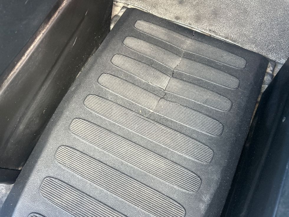 Cargo Van (Panel Van)-Light and Medium Duty Trucks-Ford-2021-Transit 250-Tampa-FL-68,895\n\t\tmiles-$ 36,250 - Image 30