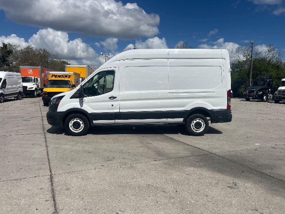 Cargo Van (Panel Van)-Light and Medium Duty Trucks-Ford-2021-Transit 250-Tampa-FL-68,895\n\t\tmiles-$ 36,250 - Image 4