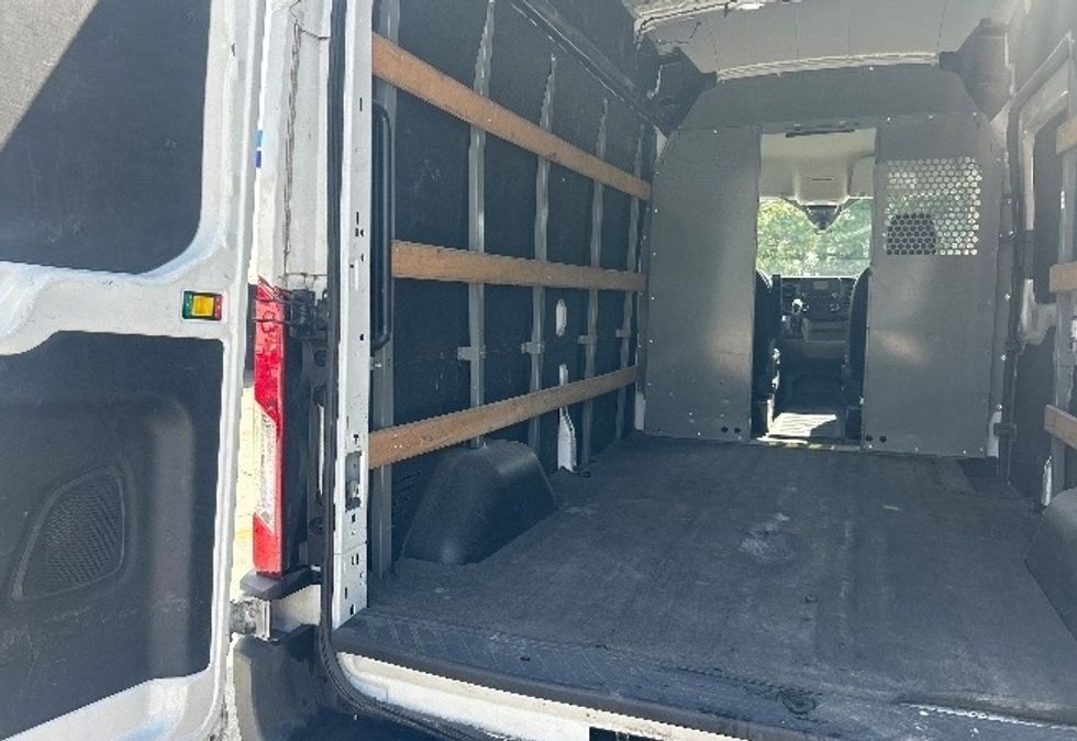 Cargo Van (Panel Van)-Light and Medium Duty Trucks-Ford-2021-Transit 250-Tampa-FL-69,484\n\t\tmiles-$ 36,250 - Image 10