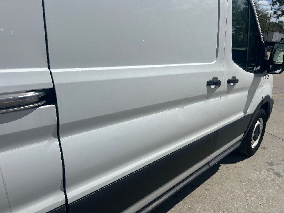 Cargo Van (Panel Van)-Light and Medium Duty Trucks-Ford-2021-Transit 250-Tampa-FL-69,484\n\t\tmiles-$ 36,250 - Image 25