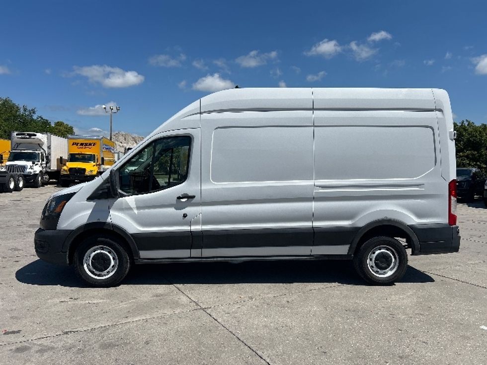 Cargo Van (Panel Van)-Light and Medium Duty Trucks-Ford-2021-Transit 250-Tampa-FL-69,484\n\t\tmiles-$ 36,250 - Image 4