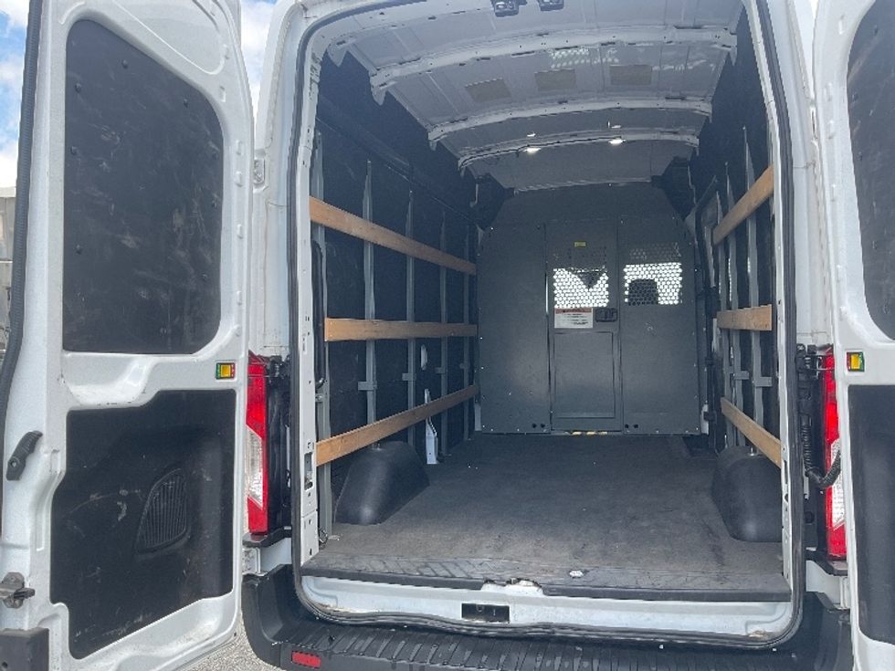 Cargo Van (Panel Van)-Light and Medium Duty Trucks-Ford-2021-Transit 250-Tampa-FL-70,406\n\t\tmiles-$ 36,750 - Image 11