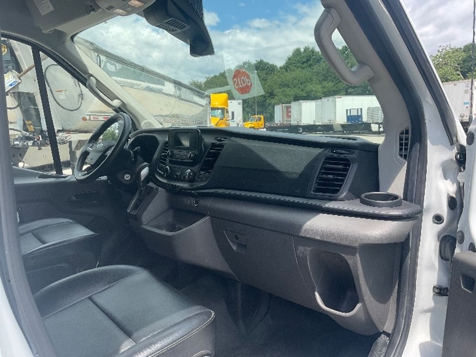 Cargo Van (Panel Van)-Light and Medium Duty Trucks-Ford-2021-Transit 250-Tampa-FL-70,406\n\t\tmiles-$ 36,750 - Image 21