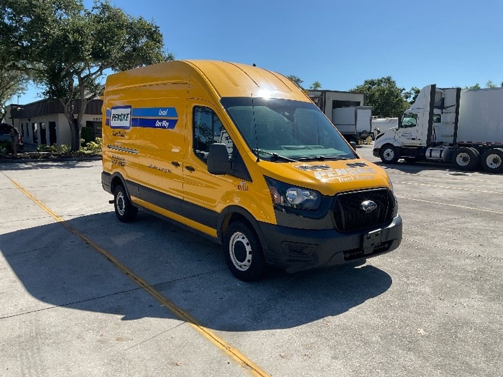 Cargo Van (Panel Van)-Light and Medium Duty Trucks-Ford-2021-Transit 250-Tampa-FL-78,262\n\t\tmiles-$ 31,500 - Image 1