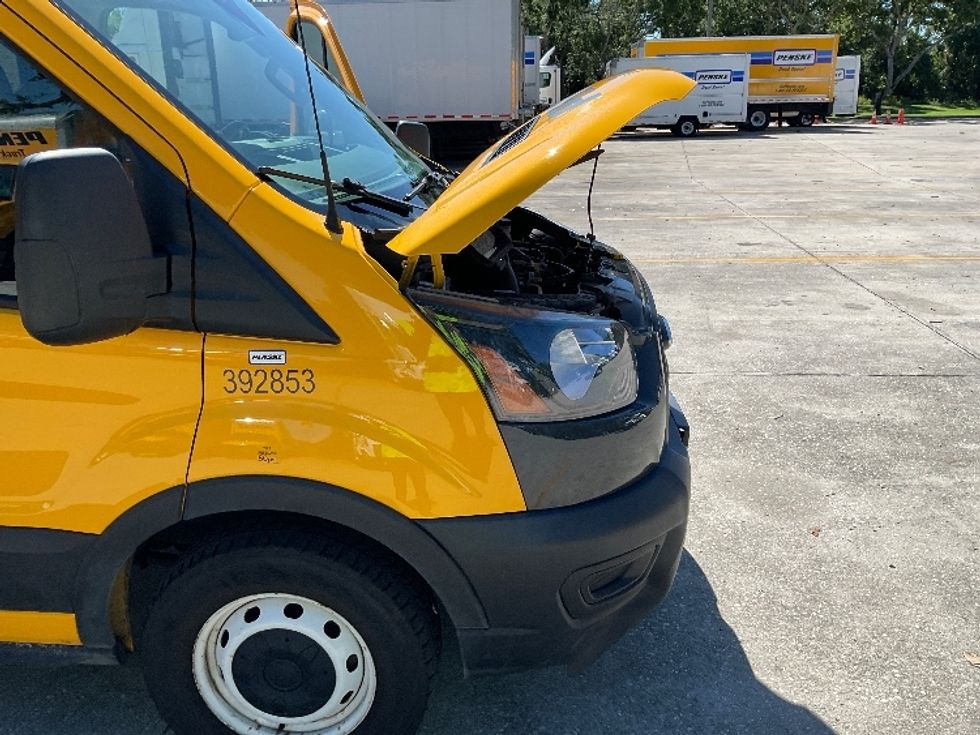 Cargo Van (Panel Van)-Light and Medium Duty Trucks-Ford-2021-Transit 250-Tampa-FL-78,262\n\t\tmiles-$ 31,500 - Image 20