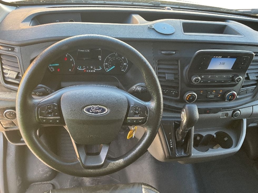 Cargo Van (Panel Van)-Light and Medium Duty Trucks-Ford-2021-Transit 250-Tampa-FL-82,076\n\t\tmiles-$ 31,000 - Image 18