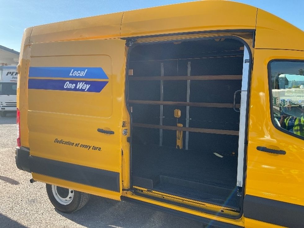 Cargo Van (Panel Van)-Light and Medium Duty Trucks-Ford-2021-Transit 250-Tampa-FL-82,076\n\t\tmiles-$ 31,000 - Image 25