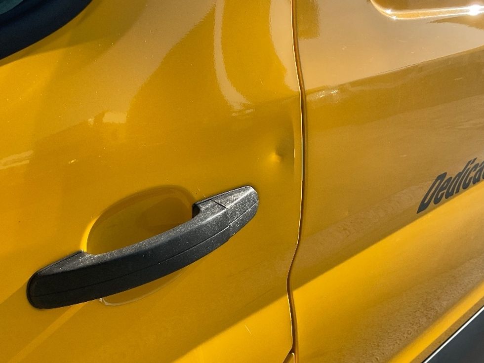 Cargo Van (Panel Van)-Light and Medium Duty Trucks-Ford-2021-Transit 250-Tampa-FL-82,076\n\t\tmiles-$ 31,000 - Image 31