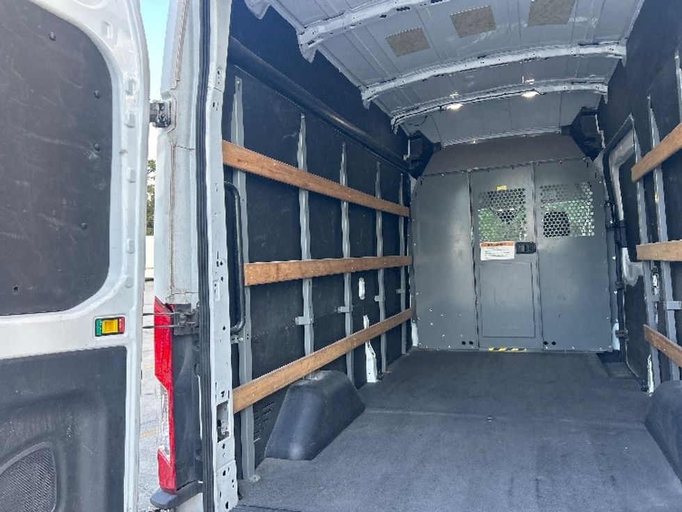 Cargo Van (Panel Van)-Light and Medium Duty Trucks-Ford-2021-Transit 250-Tampa-FL-83,714\n\t\tmiles-$ 35,000 - Image 11