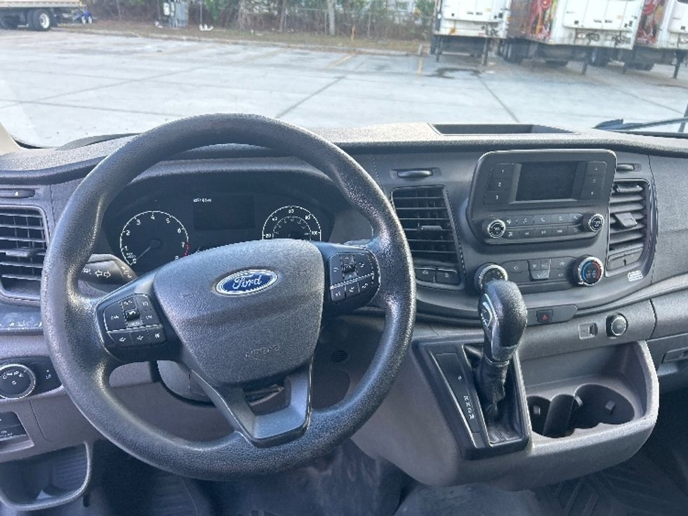 Cargo Van (Panel Van)-Light and Medium Duty Trucks-Ford-2021-Transit 250-Tampa-FL-83,714\n\t\tmiles-$ 35,000 - Image 18