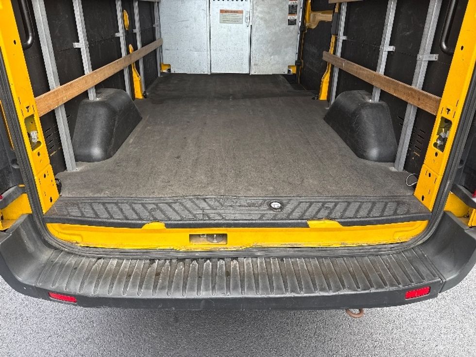 Cargo Van (Panel Van)-Light and Medium Duty Trucks-Ford-2021-Transit 250-Tampa-FL-84,269\n\t\tmiles-$ 31,250 - Image 10