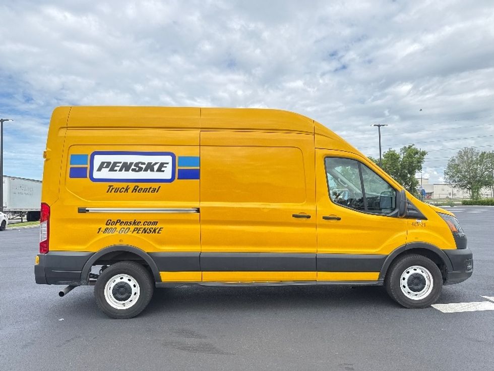 Cargo Van (Panel Van)-Light and Medium Duty Trucks-Ford-2021-Transit 250-Tampa-FL-84,269\n\t\tmiles-$ 31,250 - Image 15