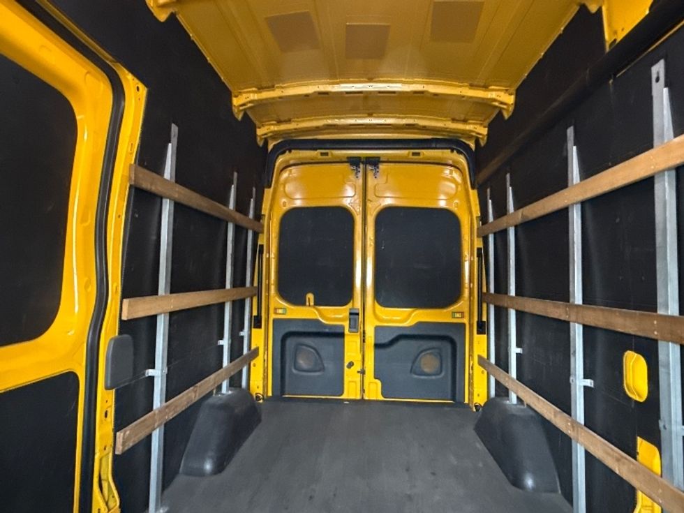 Cargo Van (Panel Van)-Light and Medium Duty Trucks-Ford-2021-Transit 250-Tampa-FL-84,269\n\t\tmiles-$ 31,250 - Image 27