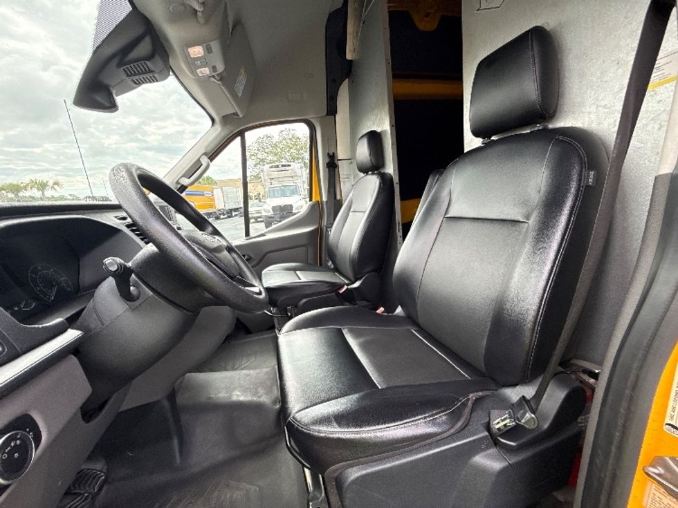Cargo Van (Panel Van)-Light and Medium Duty Trucks-Ford-2021-Transit 250-Tampa-FL-84,269\n\t\tmiles-$ 31,250 - Image 28