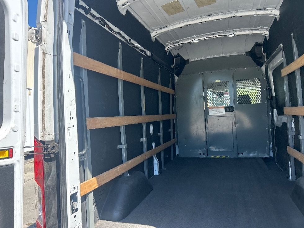 Cargo Van (Panel Van)-Light and Medium Duty Trucks-Ford-2021-Transit 250-Tampa-FL-84,753\n\t\tmiles-$ 34,750 - Image 11