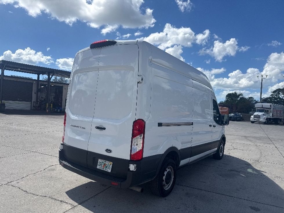 Cargo Van (Panel Van)-Light and Medium Duty Trucks-Ford-2021-Transit 250-Tampa-FL-84,753\n\t\tmiles-$ 34,750 - Image 12