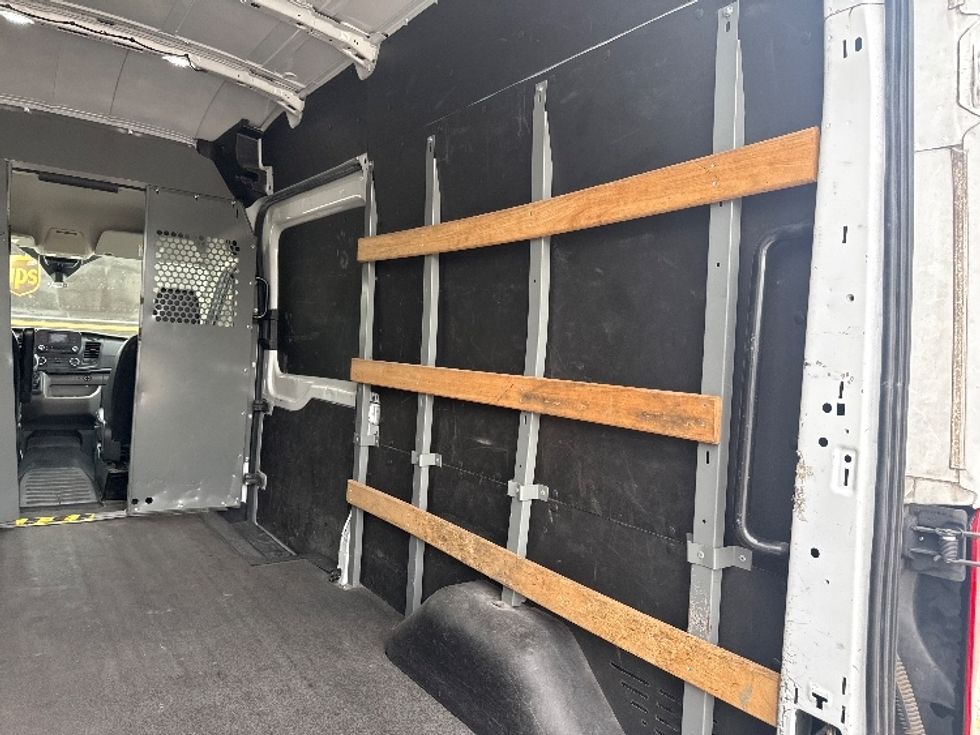 Cargo Van (Panel Van)-Light and Medium Duty Trucks-Ford-2021-Transit 250-Tampa-FL-84,753\n\t\tmiles-$ 34,750 - Image 15