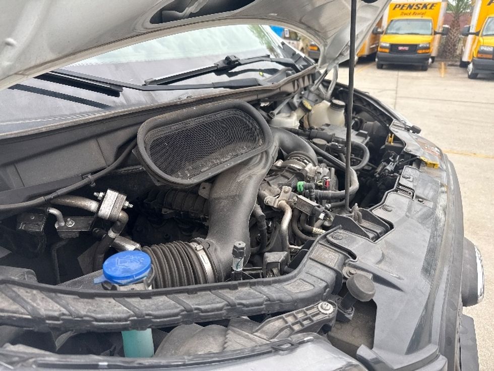 Cargo Van (Panel Van)-Light and Medium Duty Trucks-Ford-2021-Transit 250-Tampa-FL-84,753\n\t\tmiles-$ 34,750 - Image 23