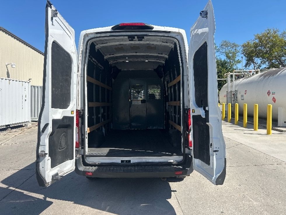 Cargo Van (Panel Van)-Light and Medium Duty Trucks-Ford-2021-Transit 250-Tampa-FL-84,753\n\t\tmiles-$ 34,750 - Image 8