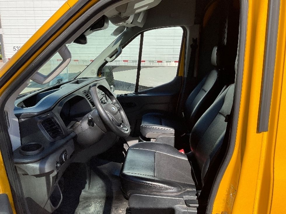 Cargo Van (Panel Van)-Light and Medium Duty Trucks-Ford-2021-Transit 250-Tampa-FL-85,096\n\t\tmiles-$ 30,750 - Image 20