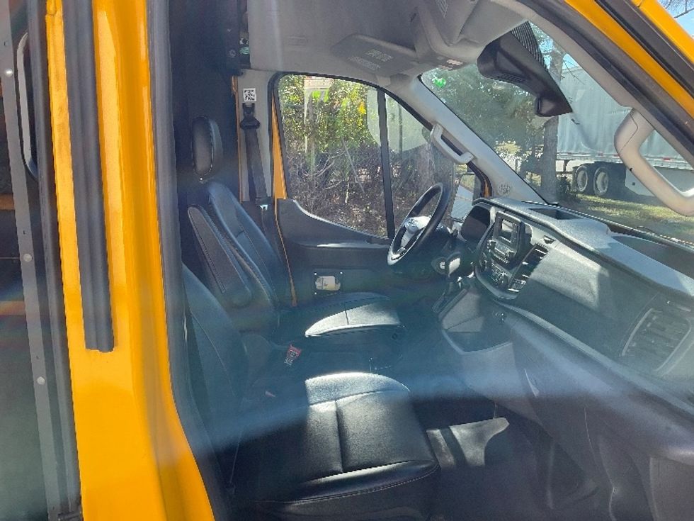 Cargo Van (Panel Van)-Light and Medium Duty Trucks-Ford-2021-Transit 250-Tampa-FL-85,096\n\t\tmiles-$ 30,750 - Image 22