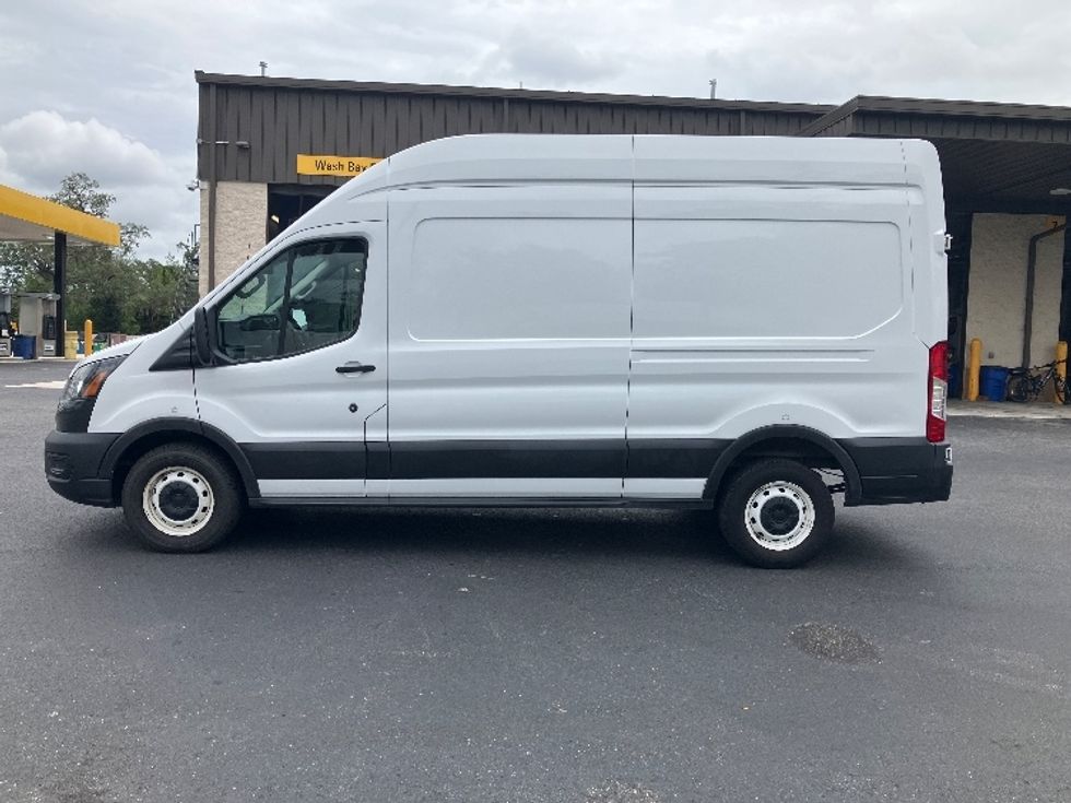 Cargo Van (Panel Van)-Light and Medium Duty Trucks-Ford-2021-Transit 250-Tampa-FL-86,647\n\t\tmiles-$ 37,750 - Image 4
