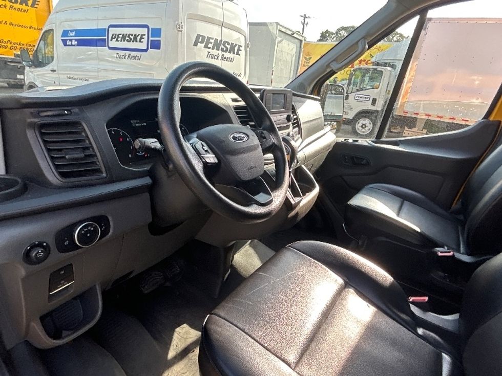 Cargo Van (Panel Van)-Light and Medium Duty Trucks-Ford-2021-Transit 250-Tampa-FL-90,700\n\t\tmiles-$ 30,250 - Image 17