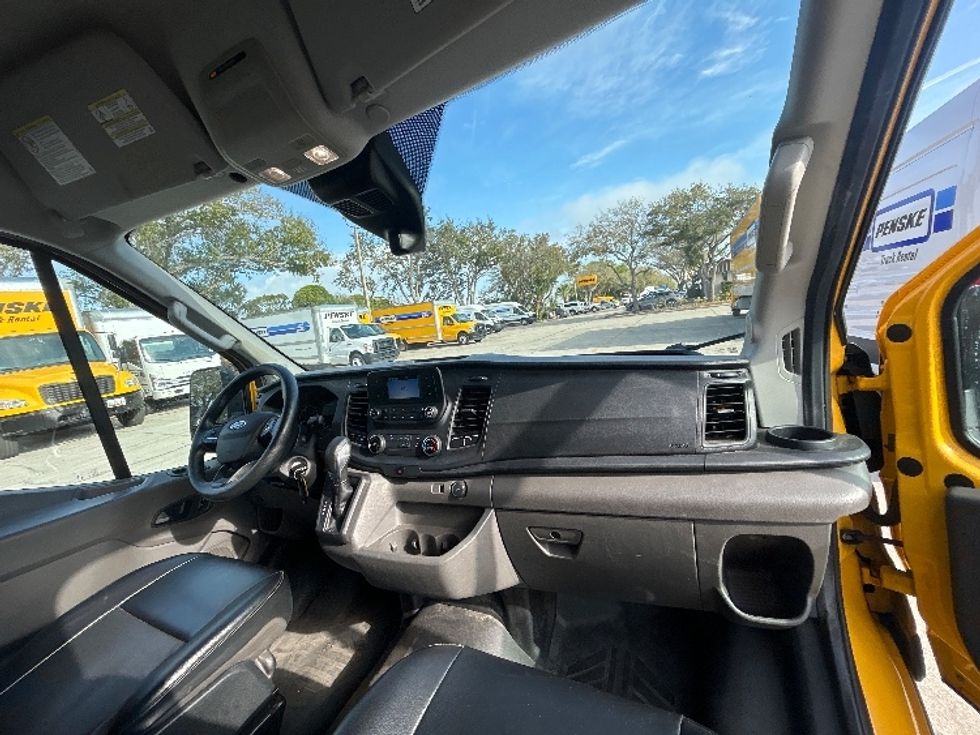 Cargo Van (Panel Van)-Light and Medium Duty Trucks-Ford-2021-Transit 250-Tampa-FL-90,700\n\t\tmiles-$ 30,250 - Image 21