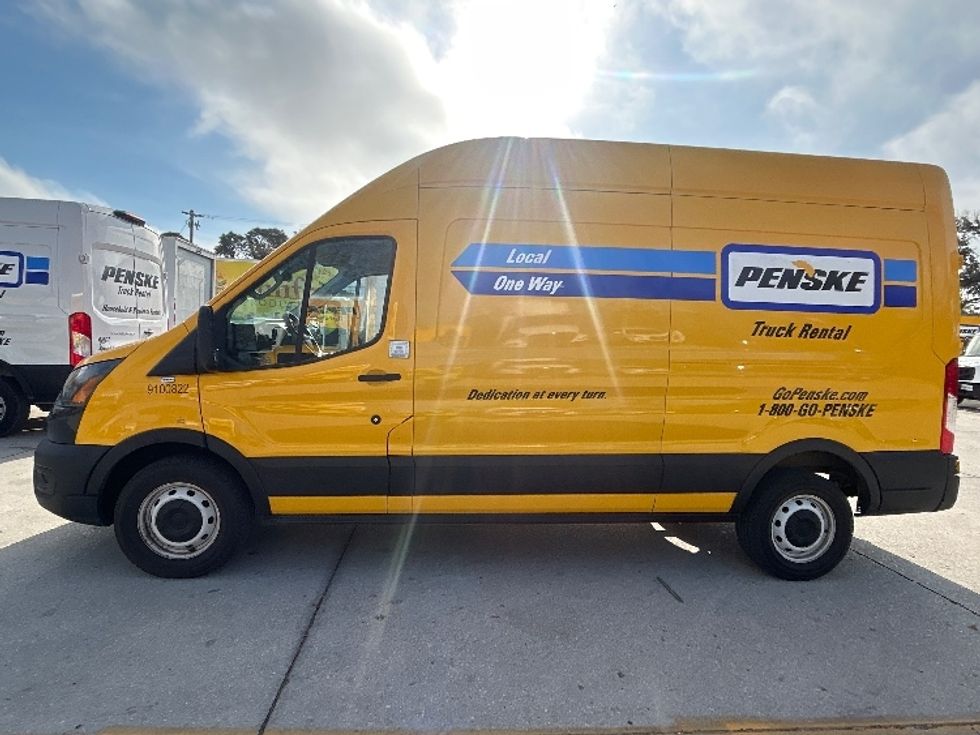 Cargo Van (Panel Van)-Light and Medium Duty Trucks-Ford-2021-Transit 250-Tampa-FL-90,700\n\t\tmiles-$ 30,250 - Image 4