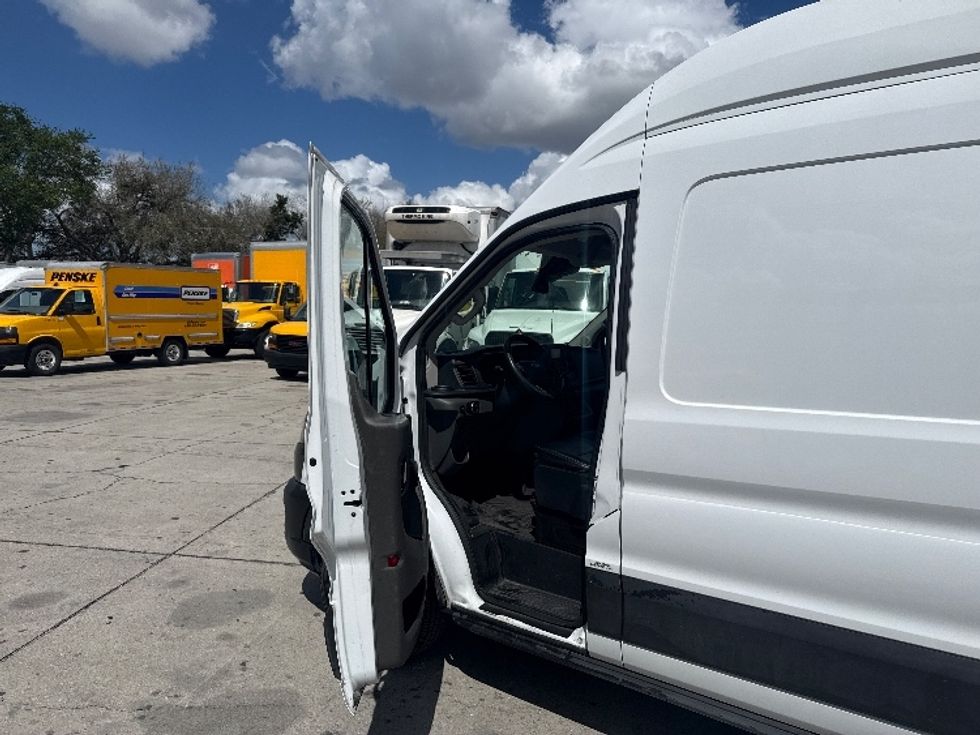 Cargo Van (Panel Van)-Light and Medium Duty Trucks-Ford-2021-Transit 250-Tampa-FL-92,444\n\t\tmiles-$ 34,000 - Image 16