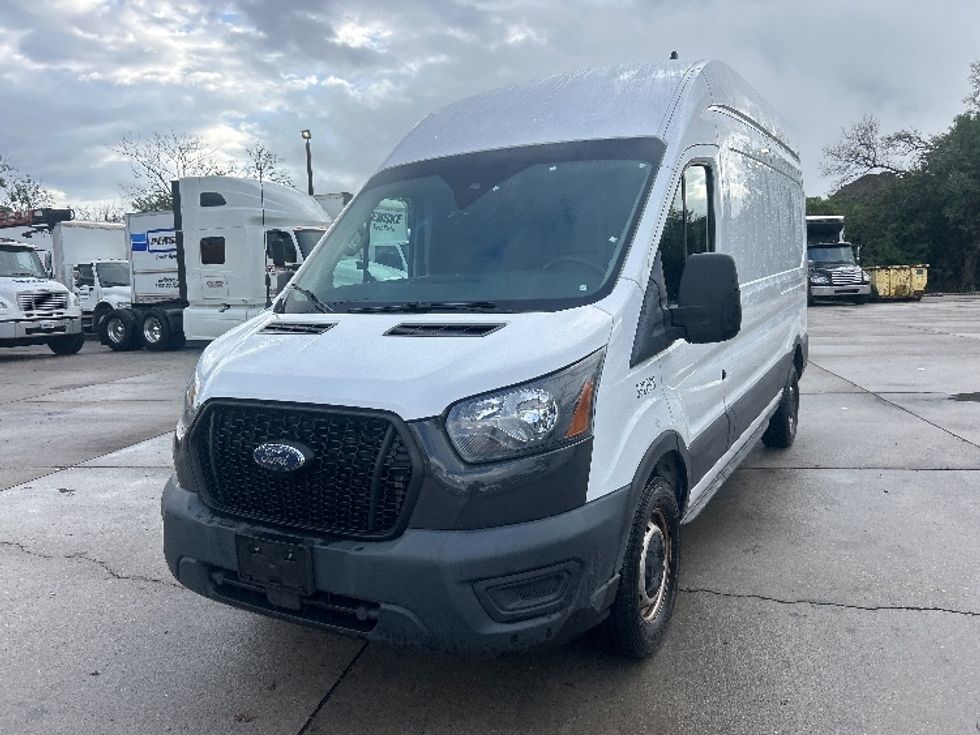 Cargo Van (Panel Van)-Light and Medium Duty Trucks-Ford-2021-Transit 250-Tampa-FL-92,444\n\t\tmiles-$ 34,000 - Image 3