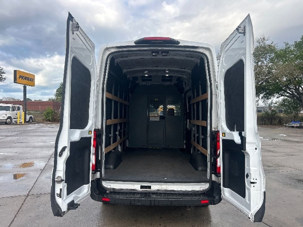 Cargo Van (Panel Van)-Light and Medium Duty Trucks-Ford-2021-Transit 250-Tampa-FL-92,444\n\t\tmiles-$ 34,000 - Image 9